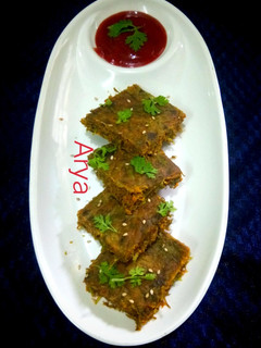कोथिंबीर वड़ी (kothimbir vadi recipe in Hindi) रेसिपी मुख्य फोटो