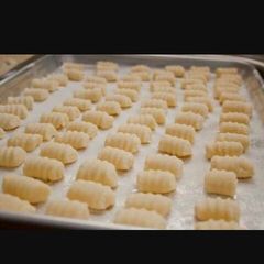 A picture of Potato gnoochi.