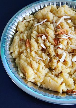 શ્રી સત્યનારાયણ ની પૂજા માં બનાવતો સોજી નો શિરો રેસીપી મુખ્ય ફોટો