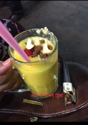 ड्राई फ्रूट्स कस्टर्ड मिल्क (dry fruits custard milk recipe in Hindi) रेसिपी मुख्य फोटो