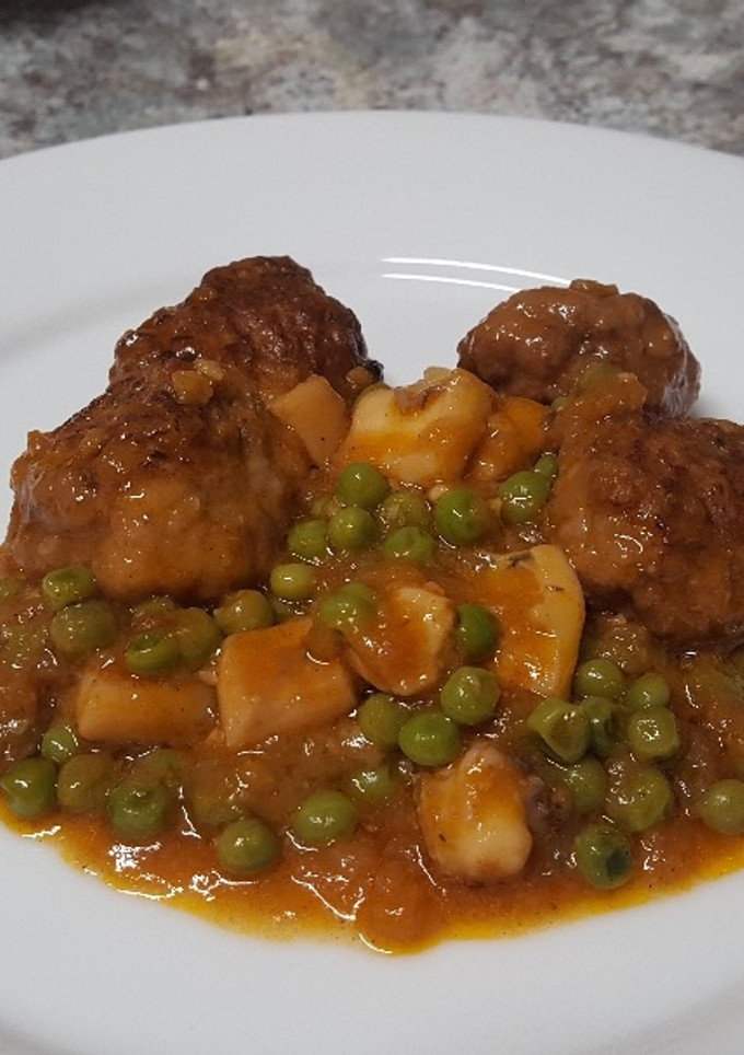 Una foto de Albóndigas con sepia