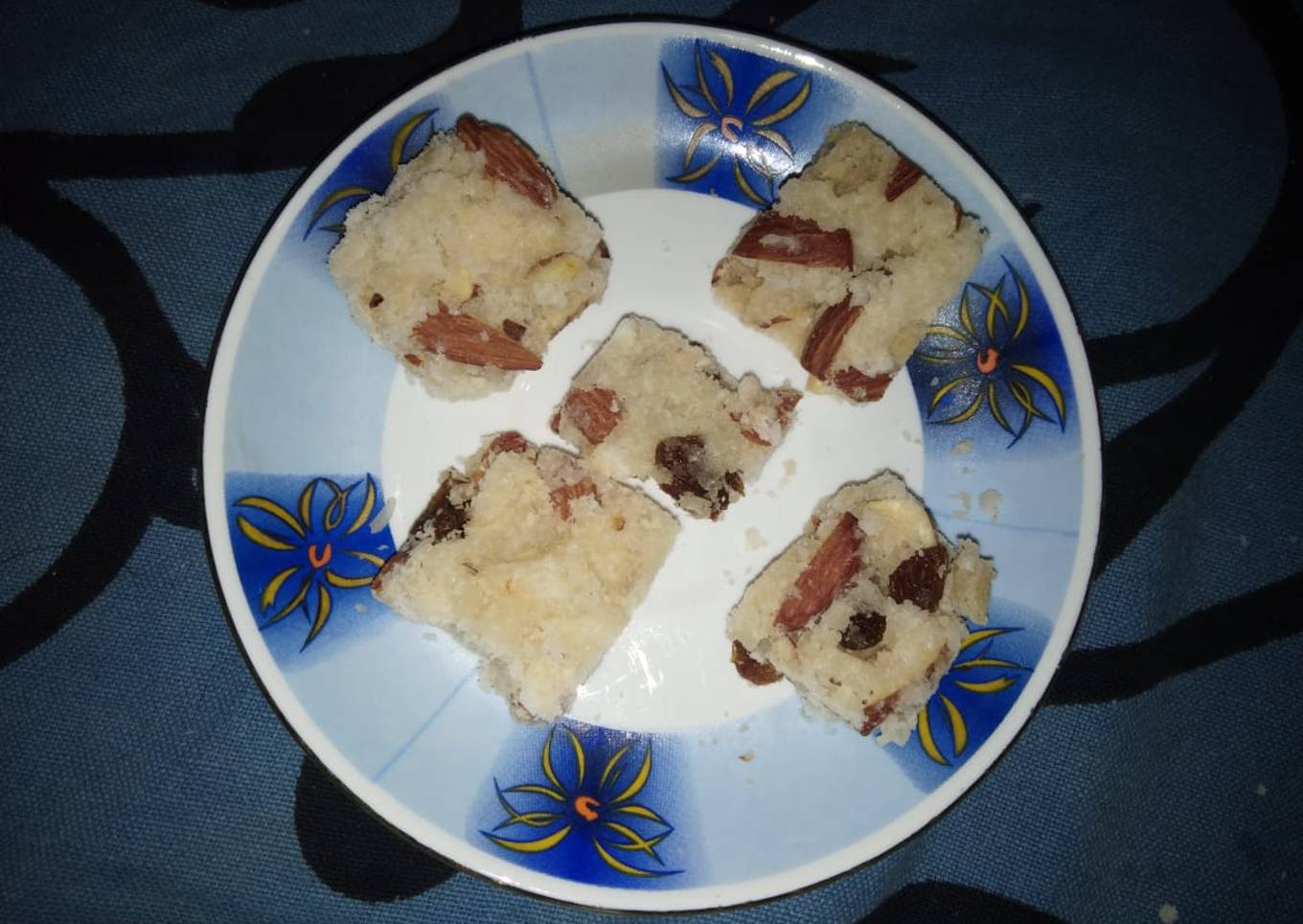Coconut dry fruit burfi