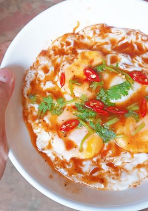 Hình của món Trứng ốp la sốt chua ngọt.