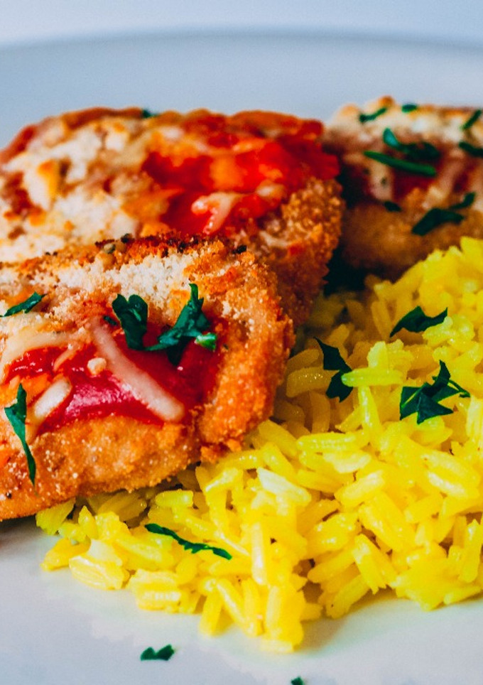 Una foto de ⚡️ Milanesas de pollo a la Napolitana