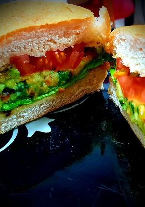 A picture of Veggie Burger.