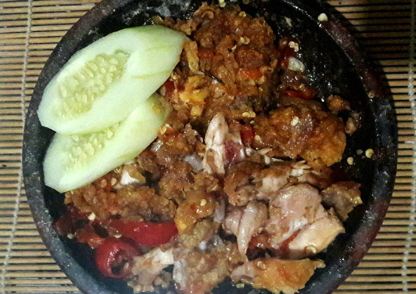 Cara Gampang Menyiapkan Ayam geprek sambal bawang yang Enak Banget