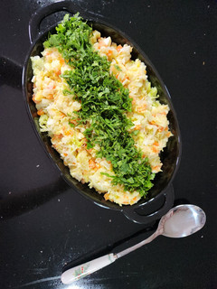 Una foto de Ensalada de papa y lechuga