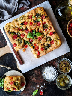 A picture of Tomato and basil focaccia bread.