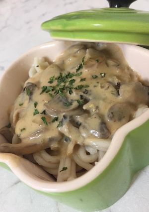 A picture of Creamy Mushroom Sauce.