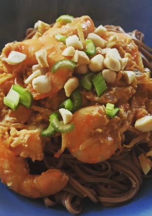 Une photo de Pad thaï aux crevettes ☺