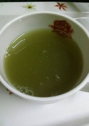 बचा हुआ पालक जूस (Leftover Palak juice recipe in hindi) रेसिपी मुख्य फोटो