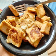 Simple Bread Omelette Bites 🤩😍 A picture of Simple Bread Omelette Bites 🤩😍.