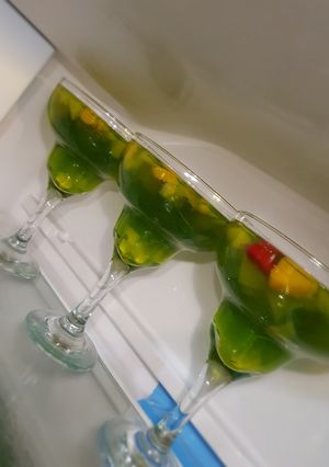 صورة لوصفة جيلي الليمون بالفواكه