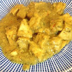 A picture of Chicken in Curry Sauce.