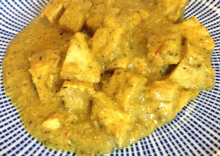 Chicken in Curry Sauce