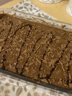 صورة لوصفة حلى بالكيك بار