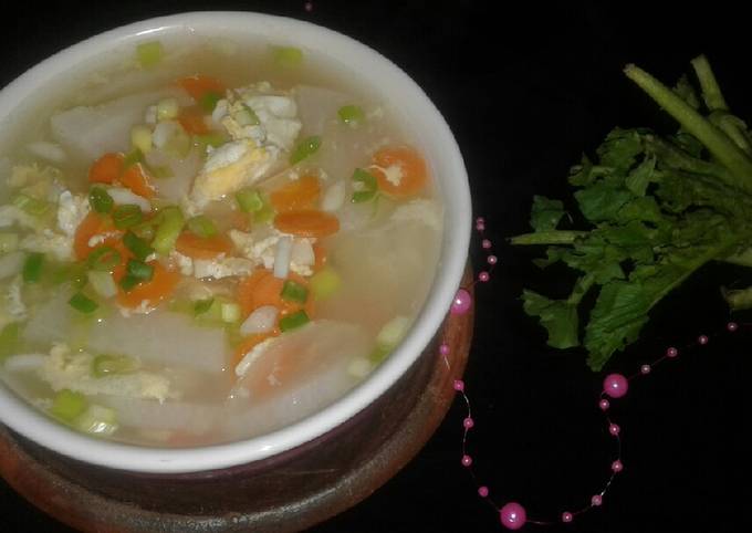 Sup telur + lobak+ wortel (ala Debm) foto resep utama