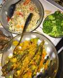 Pesmol bumbu kuning ikan kembung, tumis kangkung, dan brokoli kukus