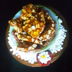 A picture of Cashew peanut Chikki.