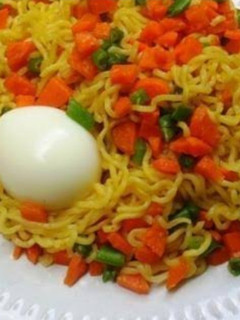 A picture of Noodles and Boiled egg 4 lazy peeps.