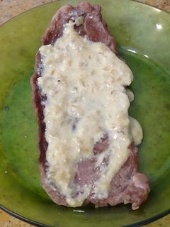 Una foto de Entrecot con salsa cabrales