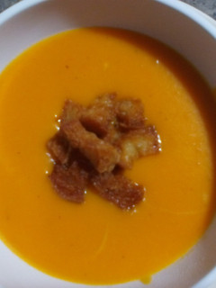 Una foto de Crema de calabaza y zanahoria
