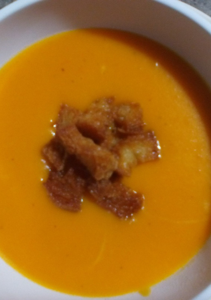 Una foto de Crema de calabaza y zanahoria