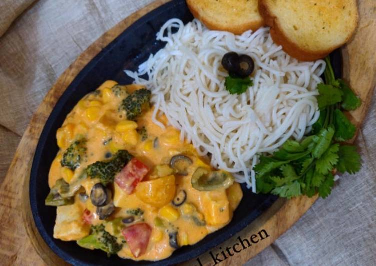 Recipe of Speedy Saute veggies with cheese sauce