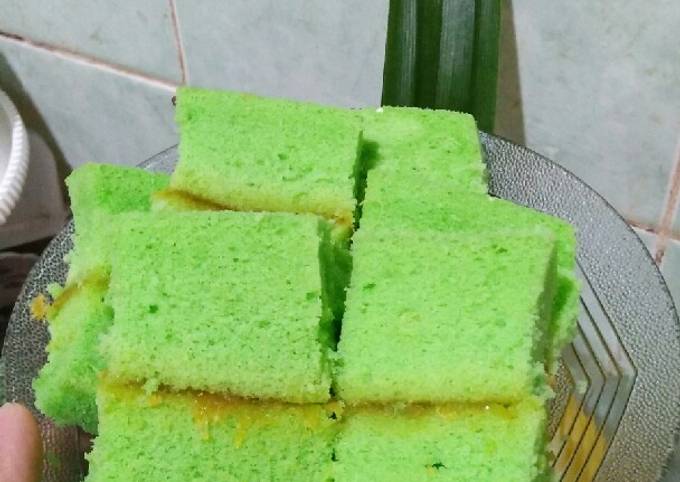 Bolu Chiffon Pandan Kukus Isi Selai Nanas😋