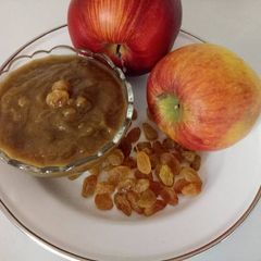 Caramelized Apple & raisins sauce/chutney A picture of Caramelized Apple & raisins sauce/chutney.