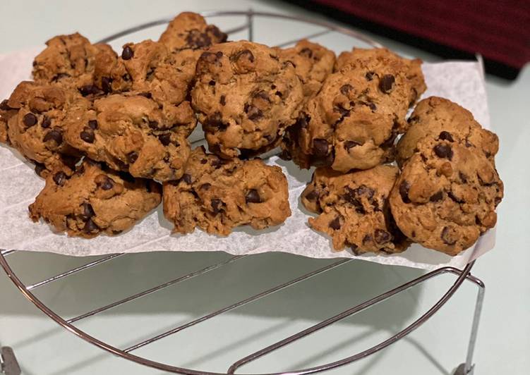 Cara Gampang Menyiapkan Soft Choco Chip Cookies Anti Gagal