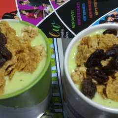 Foto resep Avocado Juice with granola, cornflakes and raisin 😄😄😄 Sarapan sehat ibu hamil