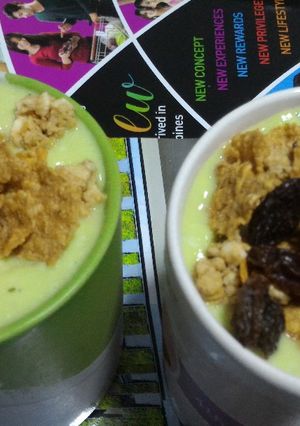 Foto resep Avocado Juice with granola, cornflakes and raisin 😄😄😄 Sarapan sehat ibu hamil