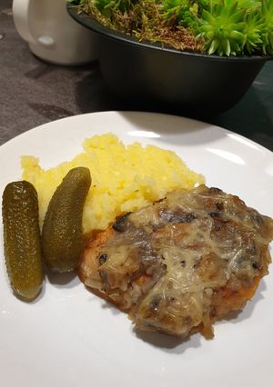 Gombás sült csirkemell recept fotója