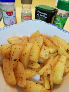 Una foto de Patatas cajún al microondas