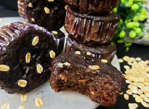 A picture of Oatmeal Chocolat Brownie Muffin Eggless.
