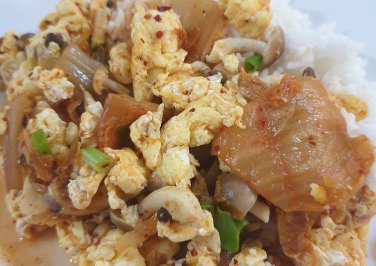 Nasi Siram Kimchi Telor Jamur