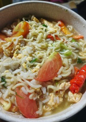 Foto resep Sego Godog Mie Instant