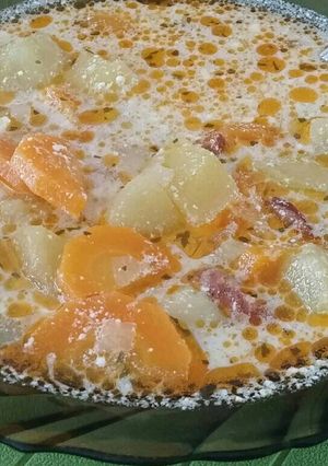 Savanyú krumplileves kolbásszal recept fotója