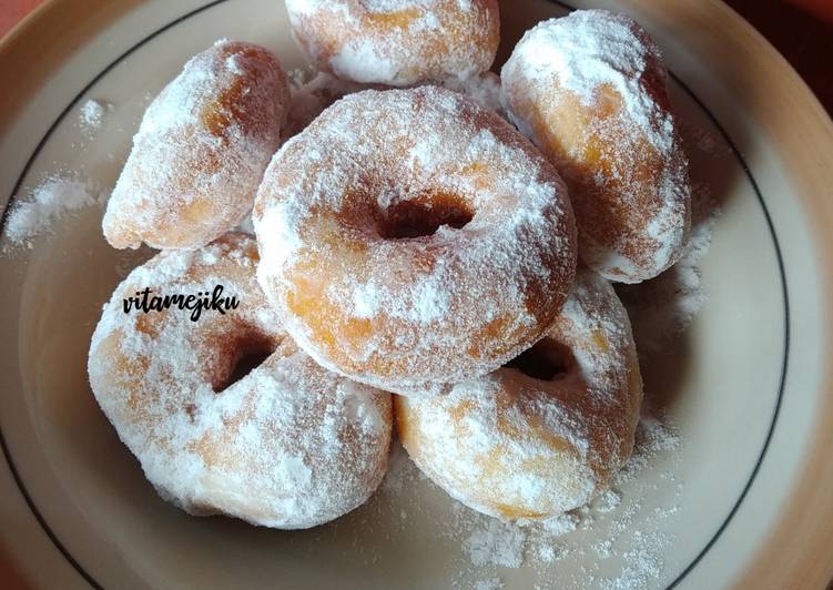 #10. Donat Pemula Mudah Anti Gagal