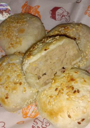 รูปของ ขนมเปี๊ยะงาทอดไส้หมู (Anhui-Style Pan-Fried Sesame Mooncakes)