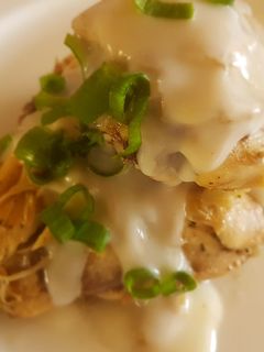 Una foto de Pollo al verdeo