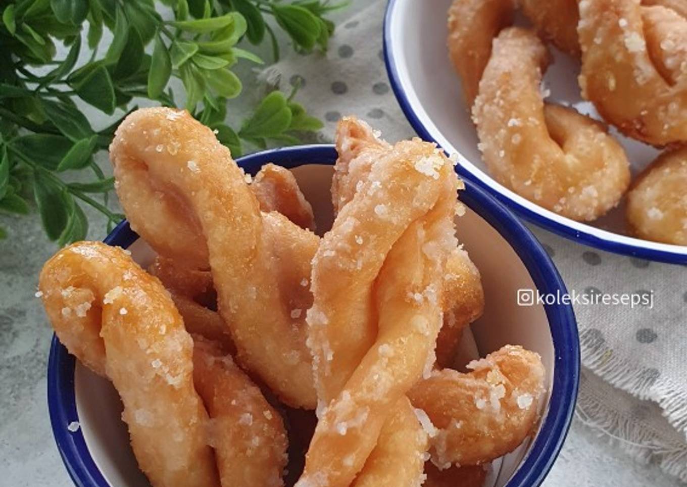 UNTIR GULA (KUE ANGKA 8 KUE KEPANG KUE PLINTIR KUE TAMBANG)