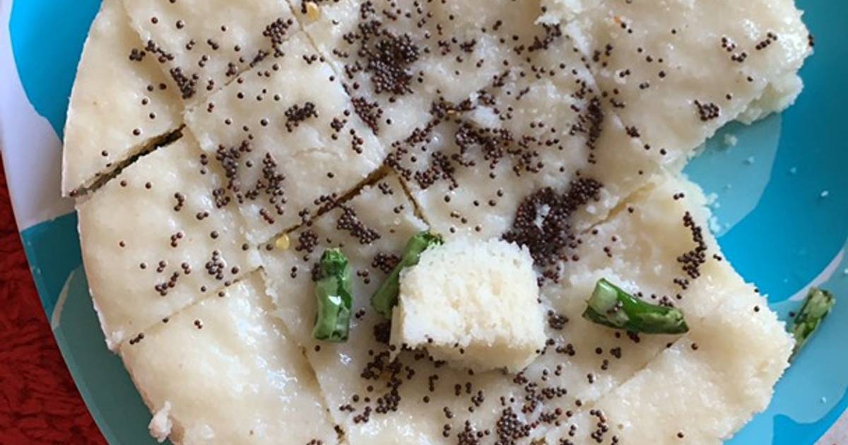 Instant Khaman Dhokla (Steamed gram flour cake) Recipe | Saffron Trail