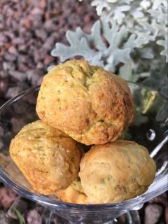 Foto di Biscotti delicati con frolla all’avocado🍪🥑