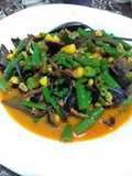 7. Bunga bawang merah plus jamur tumis pedas