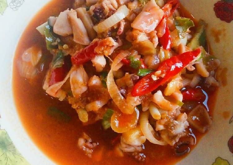 Cara mudah meracik Cumi Saus Padang Empuk Lezat