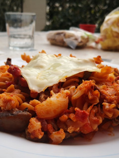 Una foto de Macarrones con estilo