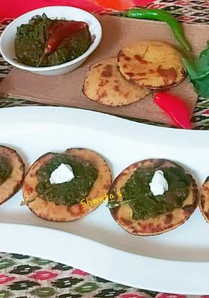 મક્કે દી રોટી સરસો દા સાગ ટ્રીટ બાઇટ્સ જૈન (Makke Di Roti Saraso Da Sag Treat Bites Jain Recipe In G રેસીપી મુખ્ય ફોટો