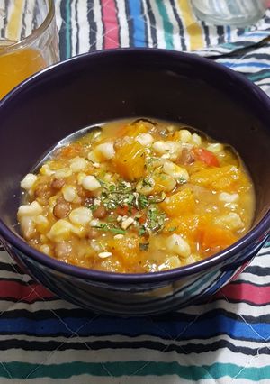 Una foto de Locro vegano con lentejas